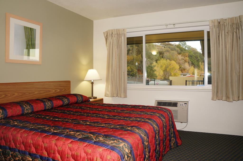 Lake Marina Inn Clearlake Oaks ห้อง รูปภาพ